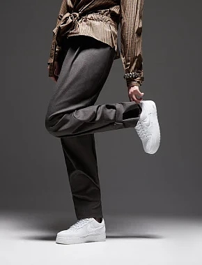 Жіночі кеди Nike W AIR FORCE 1 '07 TREND RM шкіряні білі - фото 1 - Miraton