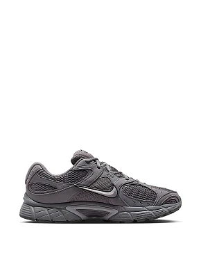 Чоловічі кросівки Nike V5 RNR текстильні сірі - фото  - Miraton