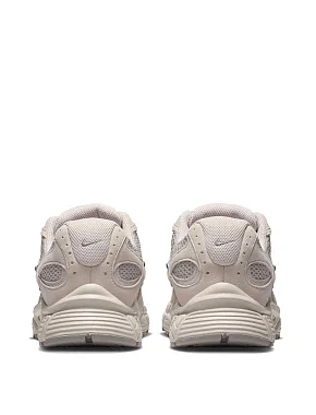 Жіночі кросівки Nike V5 RNR SUEDE текстильні бежеві - фото 4 - Miraton