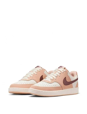 Женские кеды Nike W NIKE COURT VISION LO P NBK из экокожи бежевые - фото 2 - Miraton