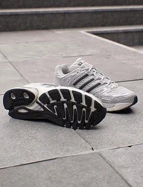 Кросівки Adidas ADISTAR CONTROL 3 текстильні срібного кольору - фото 1 - Miraton