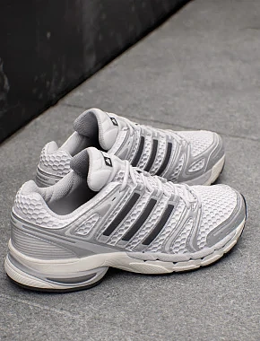 Кросівки Adidas ADISTAR CONTROL 3 текстильні срібного кольору - фото 2 - Miraton