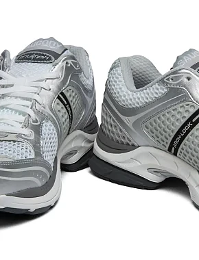 Мужские кроссовки Saucony PROGRID TRIUMPH 4 из экокожи серебряного цвета - фото 4 - Miraton