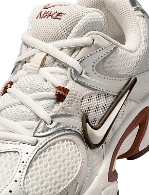 Жіночі кросівки Nike V5 RNR білі текстильні - фото 4 - Miraton