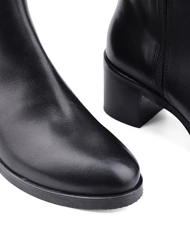 Женские ботфорты трубы черные кожаные - фото 5 - Miraton