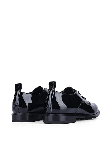 Жіночі туфлі Attizzare з наплака чорні (JR1087-5) - фото 4 - Miraton