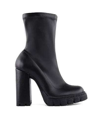 Жіночі черевики Attizzare зі штучної шкіри чорні (813 A 02) - фото 2 - Miraton