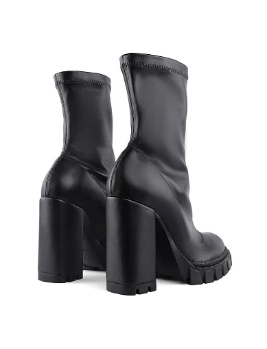 Жіночі черевики Attizzare зі штучної шкіри чорні (813 A 02) - фото 4 - Miraton
