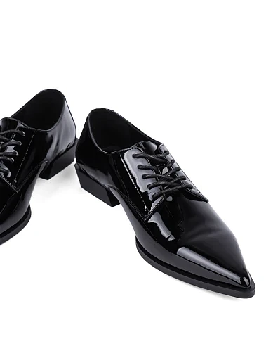 Жіночі туфлі MIRATON з наплака чорні (JR1118C-1) - фото 2 - Miraton