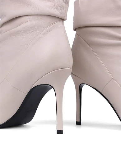 Жіночі черевики MiaMay шкіряні рисового кольору на високій шпильці (698005R-502) - фото 2 - Miraton