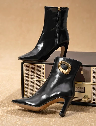 Жіночі черевики Angel Alarcon шкіряні чорні (24562-795E) - фото 1 - Miraton