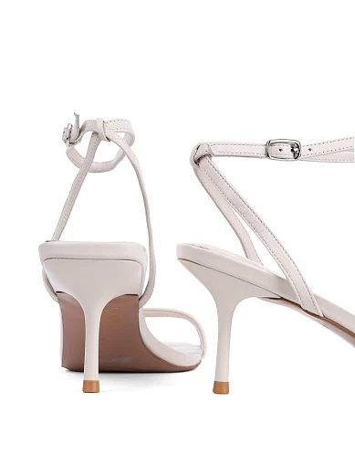 Женские босоножки MIRATON кожаные рисового цвета - фото 2 - Miraton