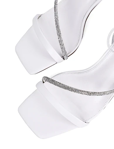 Женские босоножки MIRATON кожаные белые - фото 6 - Miraton