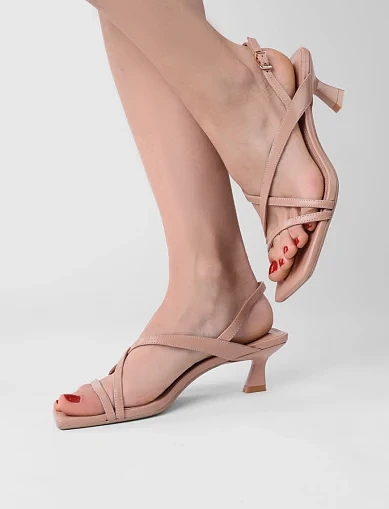 Женские босоножки MIRATON кожаные бежевые - фото 1 - Miraton