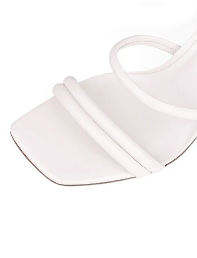 Женские босоножки Attizzare кожаные белые - фото 5 - Miraton