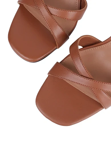 Женские босоножки Mia May кожаные коричневые - фото 5 - Miraton