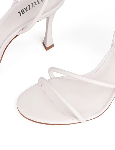 Женские босоножки Mia May  кожаные белые - фото 5 - Miraton