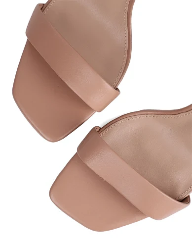 Женские босоножки Mia May кожаные бежевые - фото 5 - Miraton