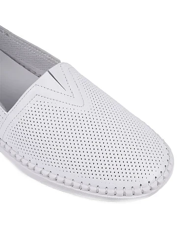 Жіночі сліпери Attizzare шкіряні білі (202-089-120) - фото 5 - Miraton