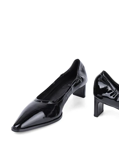 Женские туфли лодочки MIRATON из наплака черные - фото 2 - Miraton