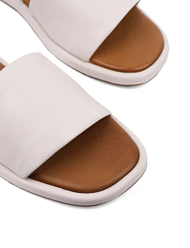 Жіночі шльопанці Sekada шкіряні рисового кольору (10703ВЛ-25) - фото 5 - Miraton