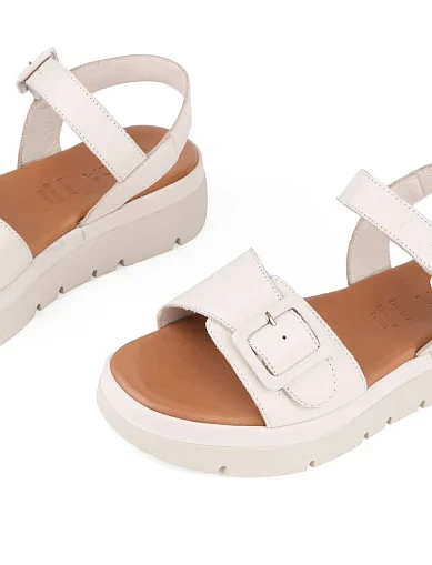 Жіночі сандалі Sekada шкіряні рисового кольору (49325) - фото 5 - Miraton