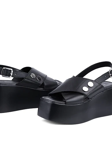 Жіночі босоніжки Attizzare шкіряні чорні (M-108) - фото 2 - Miraton