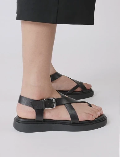 Женские сандалии Vagabond Connie кожаные черные - фото 5 - Miraton