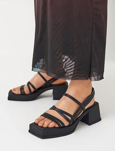 Женские босоножки Vagabond Hennie кожаные черные - фото 1 - Miraton