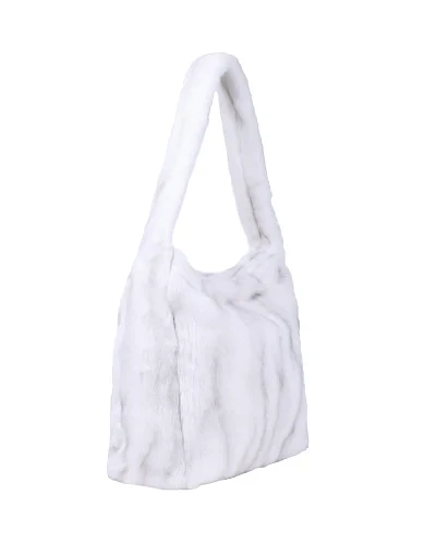 Женская сумка через плечо MIRATON из меха белая - фото 3 - Miraton