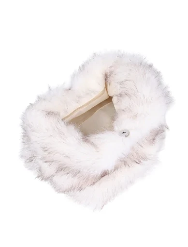 Женская сумка хобо MIRATON из меха белая - фото 5 - Miraton