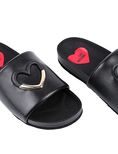 Женские шлепанцы Love Moschino кожаные черные - фото 5 - Miraton