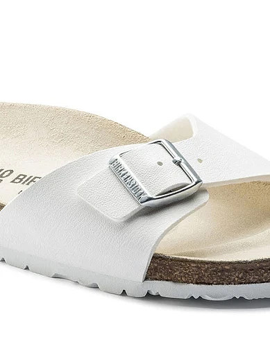 Женские шлепанцы BIRKENSTOCK Madrid Bs из экокожи белые - фото 5 - Miraton