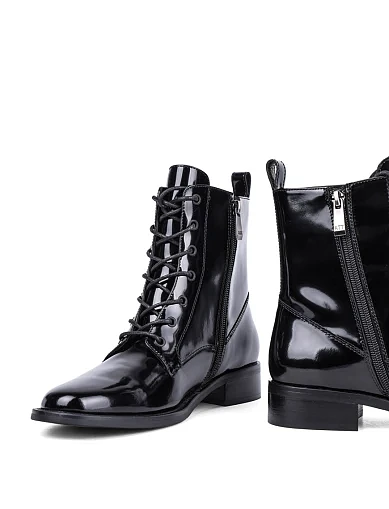 Женские ботинки Attizzare из масляной кожи черные - фото 2 - Miraton