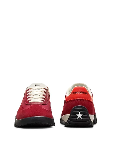 Женские кеды Converse Run Star Trainer замшевые красные - фото 5 - Miraton