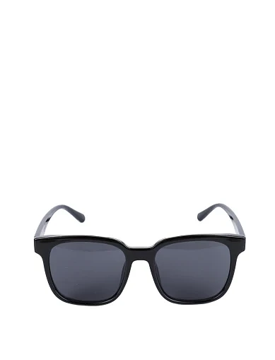 Солнцезащитные очки в черной оправе - фото 1 - Miraton