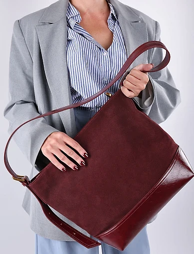 Женская сумка хобо MIRATON замшевая бордовая - фото 2 - Miraton