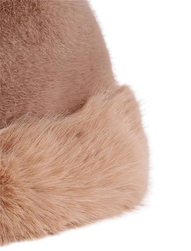 Шапка с мехом бежевая - фото 2 - Miraton