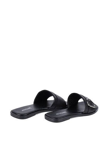 Жіночі шльопанці Attizzare шкіряні чорні (418 BARI-02) - фото 5 - Miraton