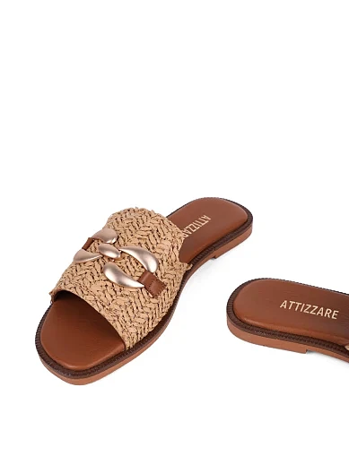 Женские шлепанцы Attizzare кожаные бежевые - фото 2 - Miraton