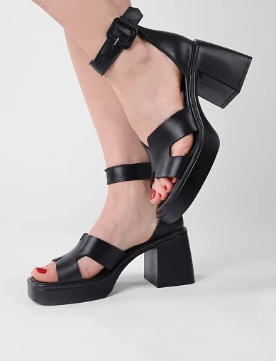 Женские босоножки Attizzare кожаные черные - фото 7 - Miraton