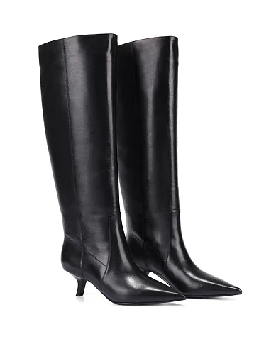 Женские сапоги кожаные черные - фото 4 - Miraton