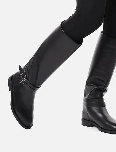 Женские сапоги Attizzare кожаные черные - фото 1 - Miraton
