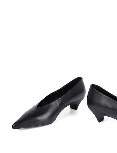 Жіночі туфлі MIRATON шкіряні чорні(JC056-1A) - фото 2 - Miraton