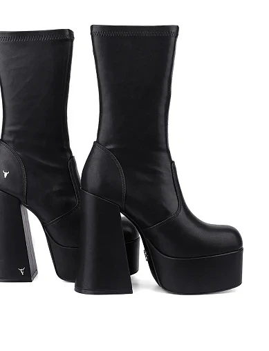 Женские ботинки WINDSOR SMITH кожаные черные - фото 5 - Miraton