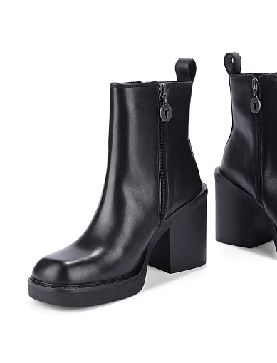 Женские ботинки WINDSOR SMITH кожаные черные - фото 2 - Miraton