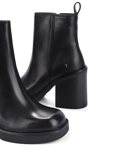 Женские ботинки WINDSOR SMITH кожаные черные - фото 5 - Miraton