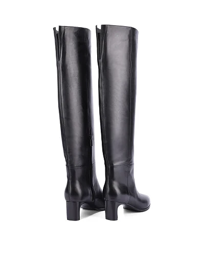 Женские ботфорты кожаные черные - фото 4 - Miraton