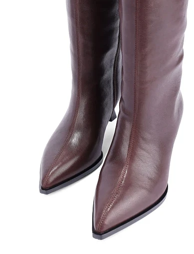 Женские сапоги кожаные коричневые - фото 5 - Miraton