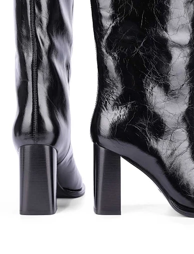 Женские сапоги из масляной кожи черные - фото 2 - Miraton